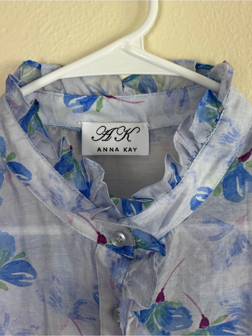 Anna Kay Sheer Floral Long Sleeve Button Down Blouse Women’s Size Large Blue - Picture 6 of 8